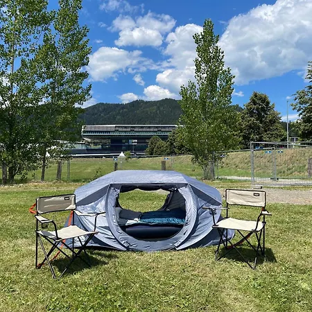 キャンプ場 Grandprixcamp Francorchamps Closest To The Circuit Including Track View スタヴロ