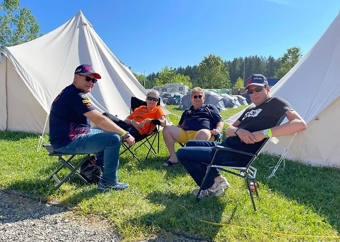 Grandprixcamp Francorchamps Closest To The Circuit Including Track View אתר קמפינג
