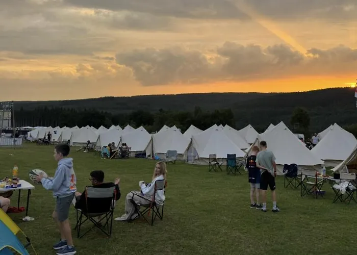 Grandprixcamp Francorchamps Closest To The Circuit Including Track View אתר קמפינג