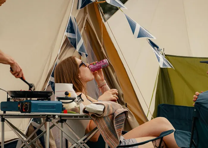 Grandprixcamp Francorchamps Closest To The Circuit Including Track View אתר קמפינג